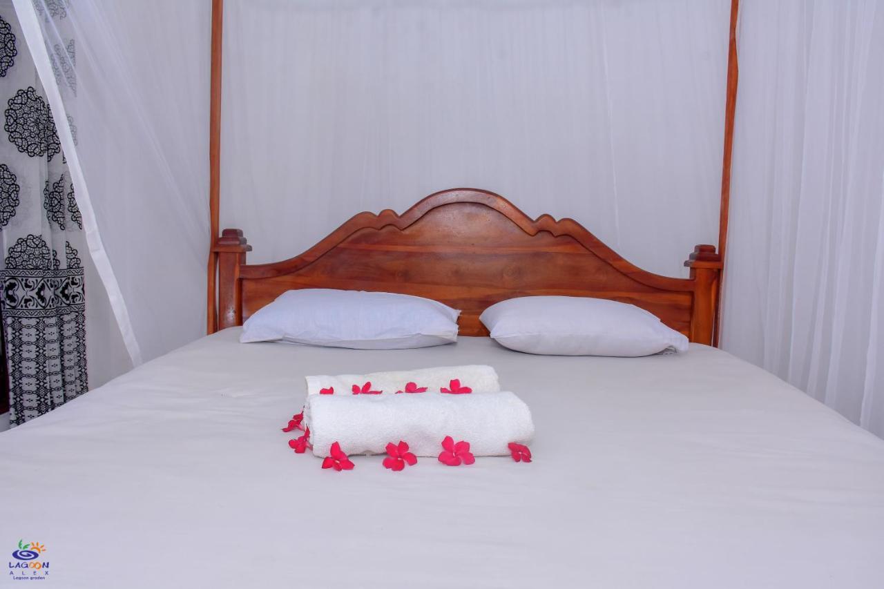 Oasis Lagoon Garden Tangalle Exterior foto